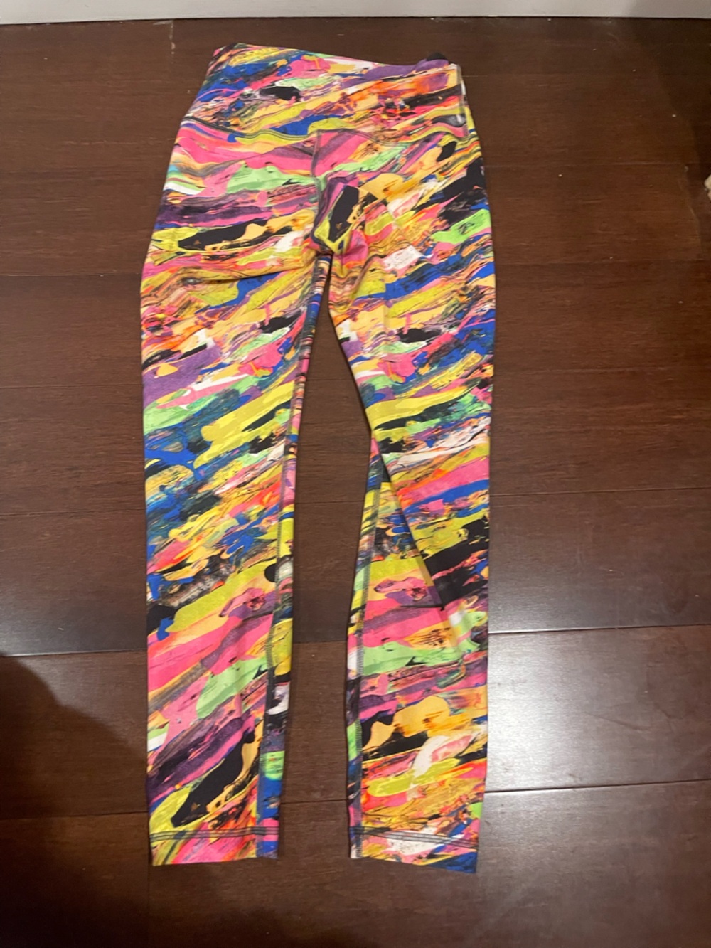 lululemon colorful Wunder Train High-Rise Tight
25" Catalyst Multi 6 guc